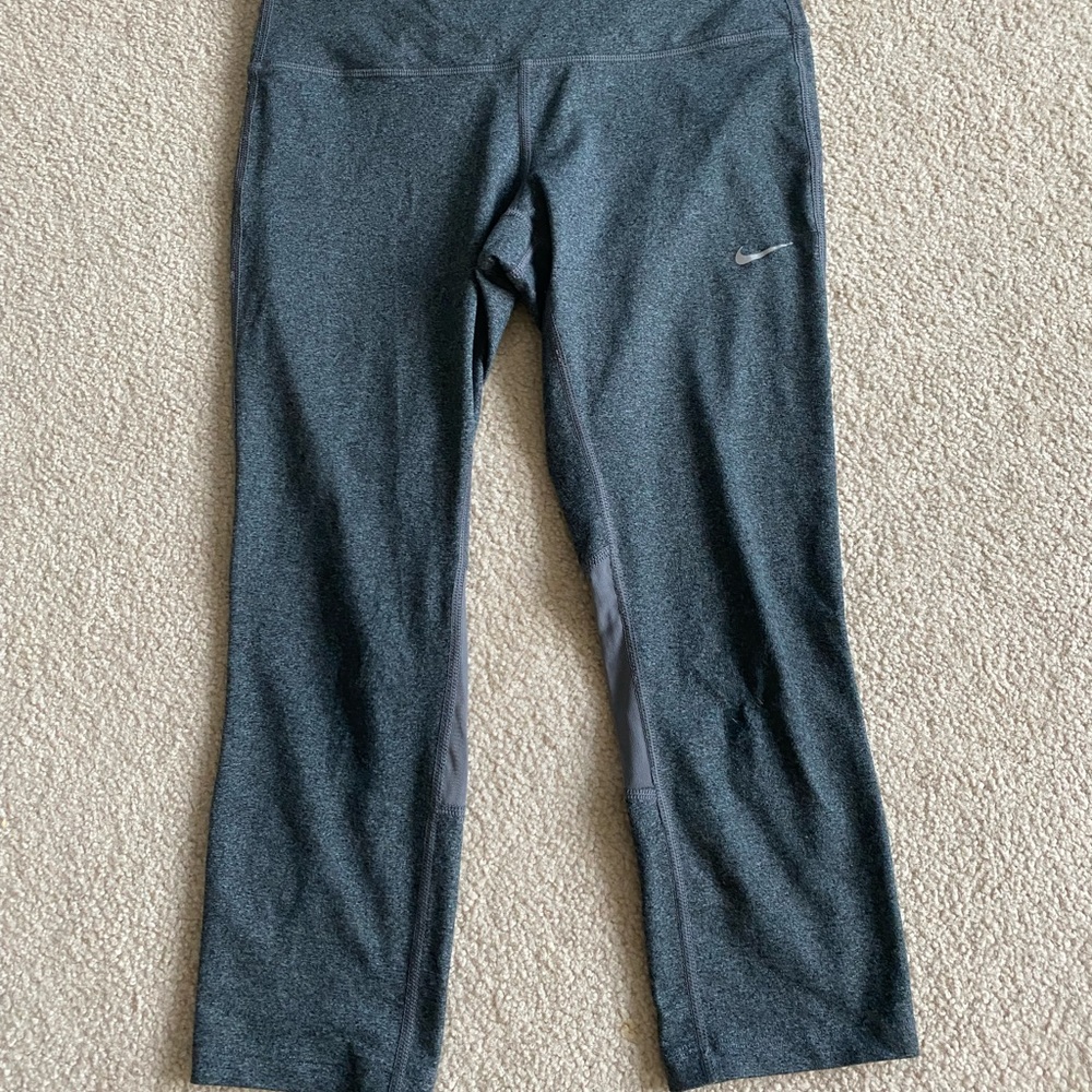 Nike cropped legging